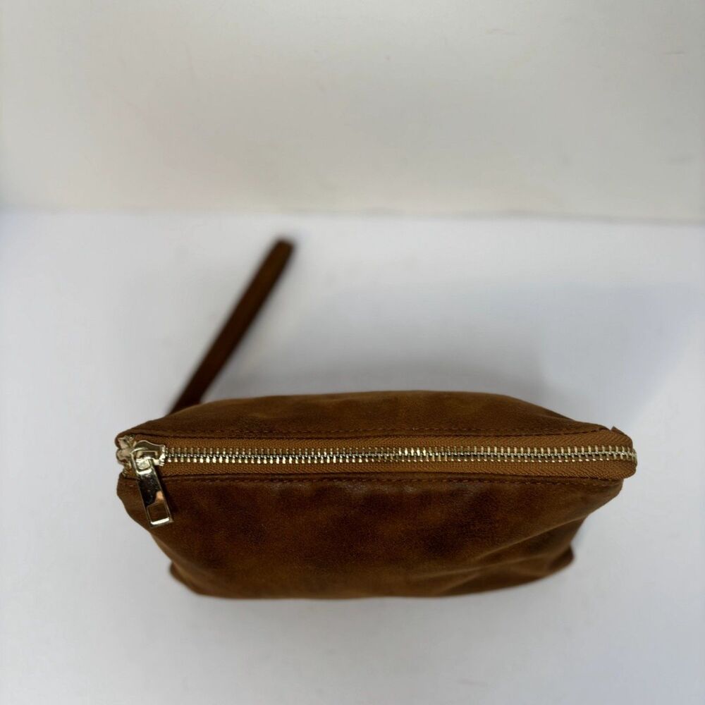 Caroline Hill Wristlet Clutch Brown Suede-Like Gold Zipper Removable Strap - Picture 2 of 9